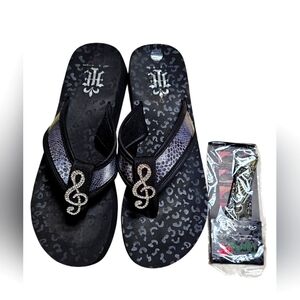 Tigerlily Size 9 Sandals – Gently Worn with Music Note Bling & Extra Strap
